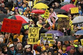 Anti-monarchists in UK try to rain on Charles's birthday parade
