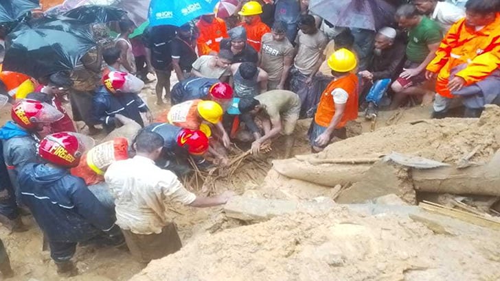 9 killed in landslides at Ukhiya Rohingya camps
