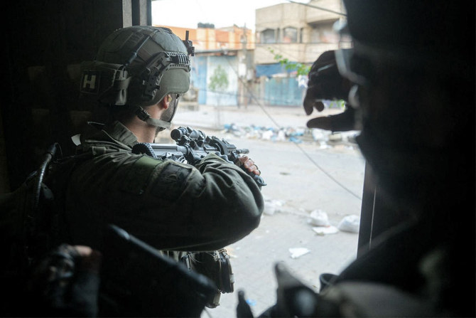 More Palestinians forced onto jeep bonnet by Israeli soldiers: BBC report
