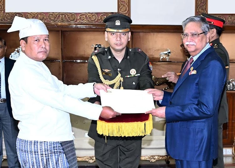 President urges Burma to take back Rohingyas respectfully
