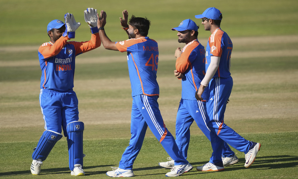 India beat Zimbabwe by 42 runs in fifth T20 to win series 4-1