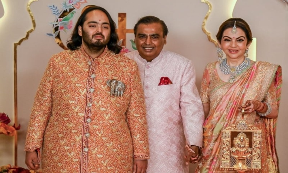 Wedding party resumes for son of Ambani 