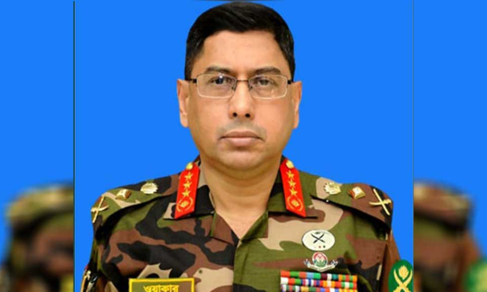 Army chief to address the nation as people march towards Dhaka