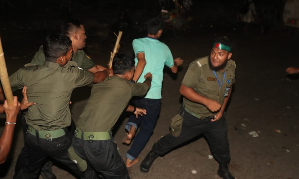 Students and Ansar members clash at Secretariat