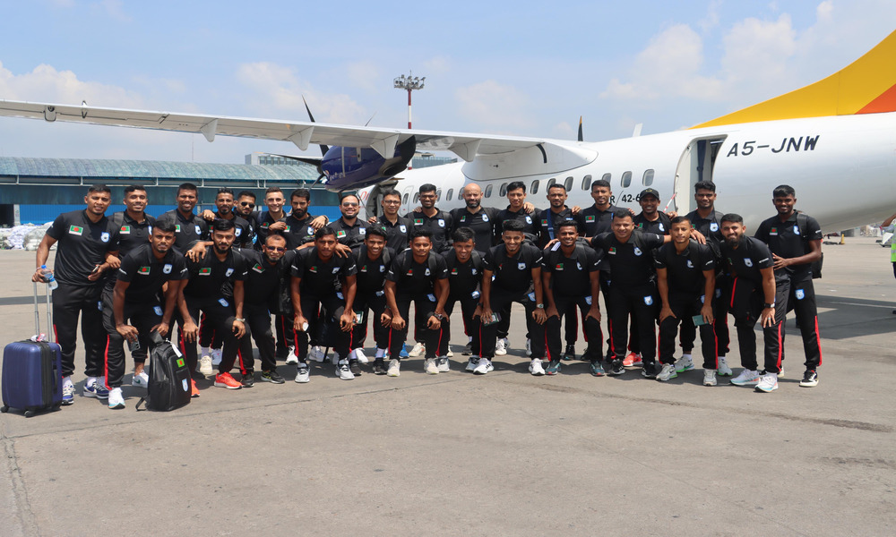 Bangladesh team reach Thimphu to play against Bhutan