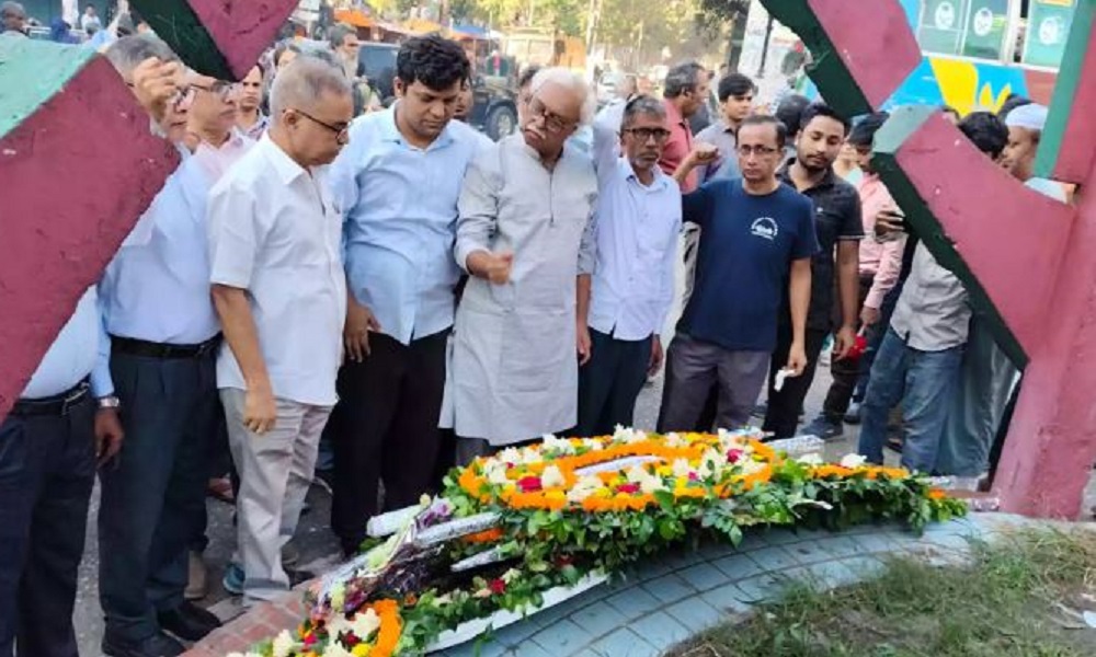 Political groups pay tributes to Noor Hossain amid tension