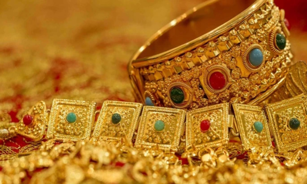 Gold prices reach record high ahead of Eid