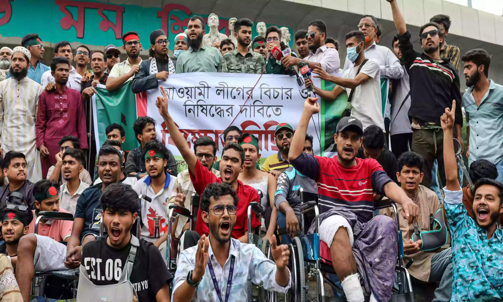 Ban Awami League in 48 hours: ‘July Warriors’